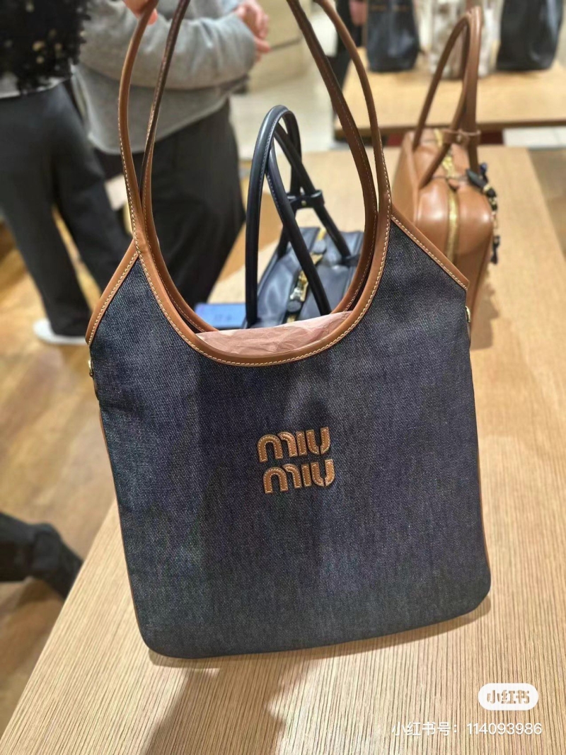 Miu Miu Tote Bags